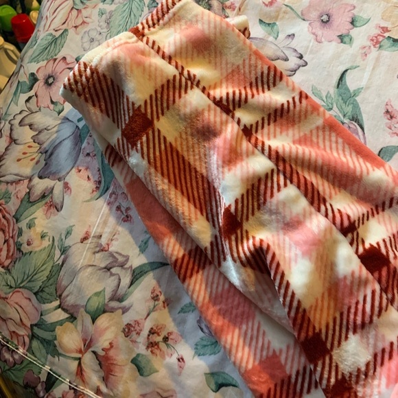 Born Women’s Cozy Plaid Lounge Pants or Sleep Bottoms Size Medium - Picture 5 of 6